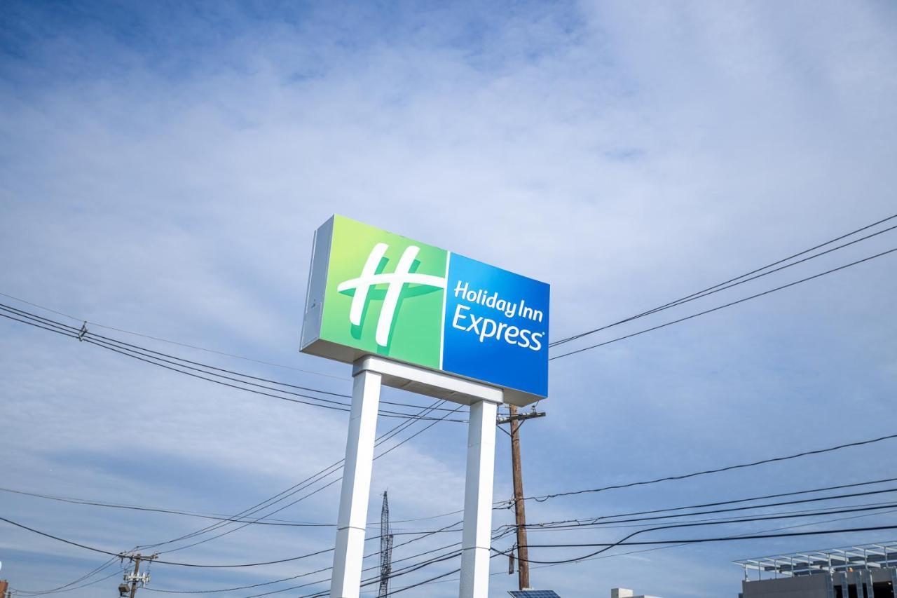 Holiday Inn Express - Newark Airport - Elizabeth, An Ihg Hotel Экстерьер фото